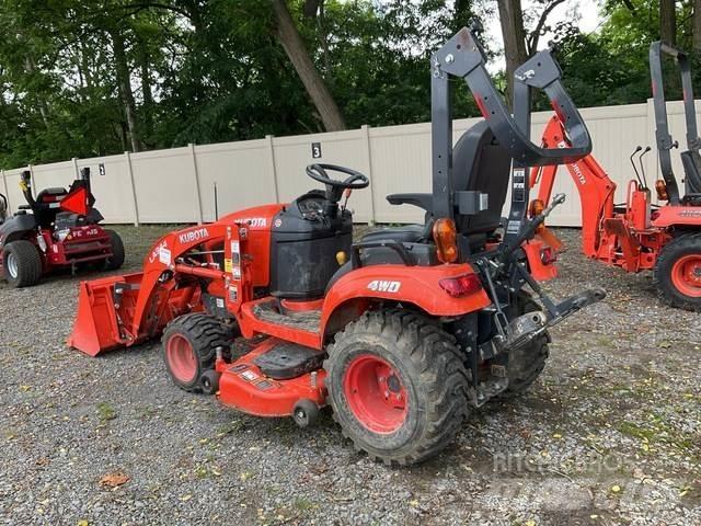 Kubota BX2380V Kompaktní traktory