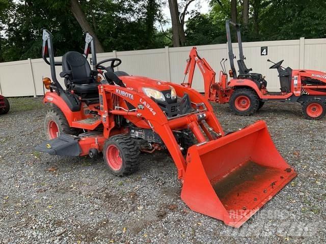 Kubota BX2380V Kompaktní traktory