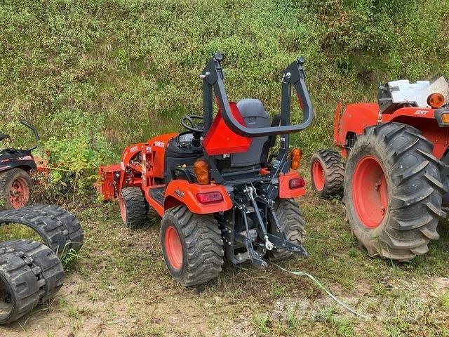 Kubota BX2380V Kompaktní traktory