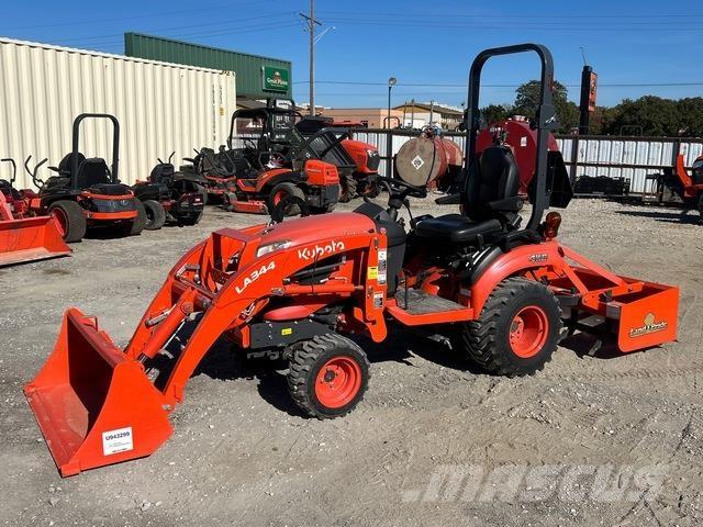 Kubota BX2680 Kompaktní traktory