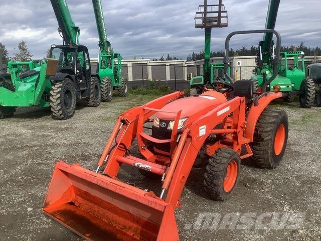 Kubota L2501 Kompaktní traktory