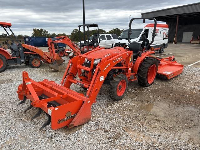 Kubota L2502DT Kompaktní traktory