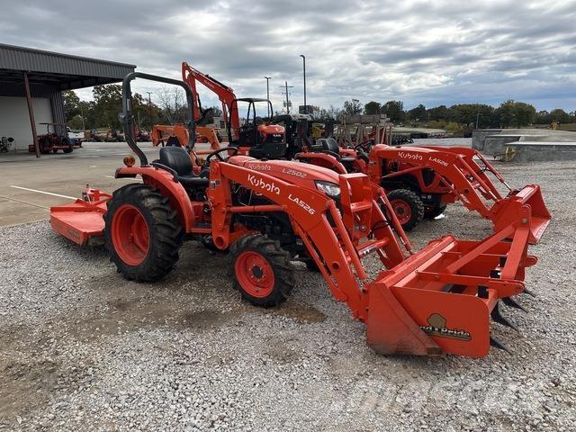 Kubota L2502DT Kompaktní traktory