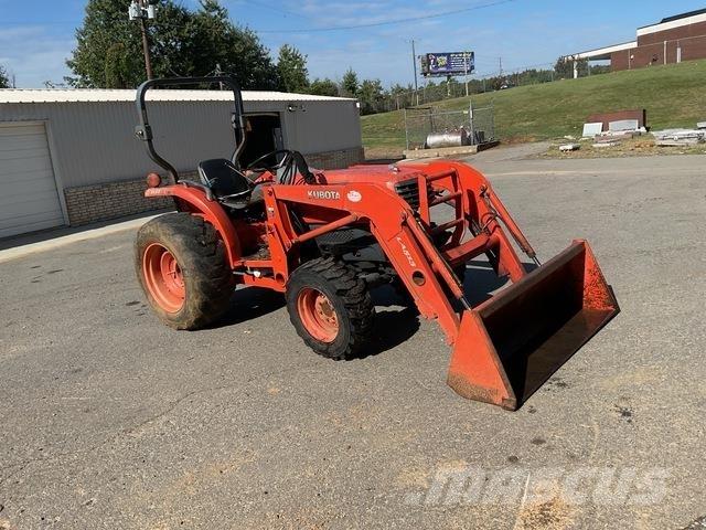 Kubota L3130D Kompaktní traktory