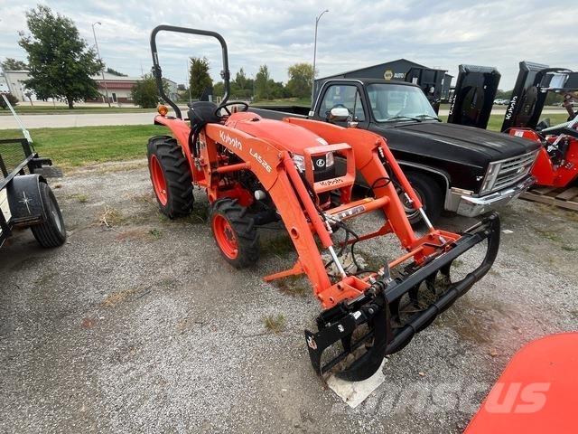 Kubota L3301D Kompaktní traktory