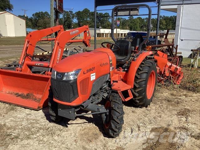 Kubota L3901D Traktory
