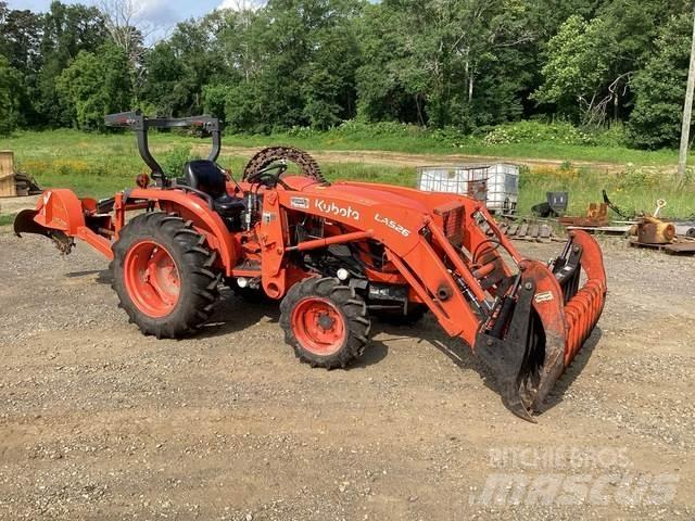Kubota L3902DT Kompaktní traktory