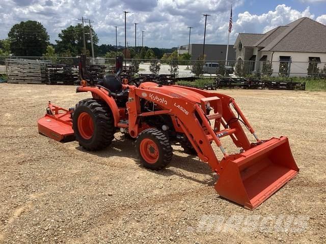 Kubota L3902DT Kompaktní traktory