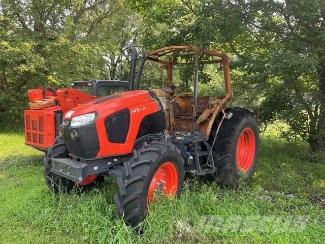 Kubota M5-111D Kompaktní traktory