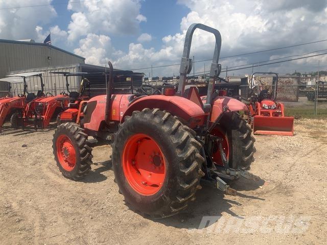 Kubota M6040DT Kompaktní traktory