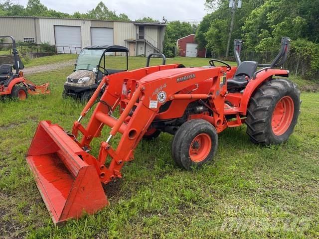 Kubota MX4700F Kompaktní traktory