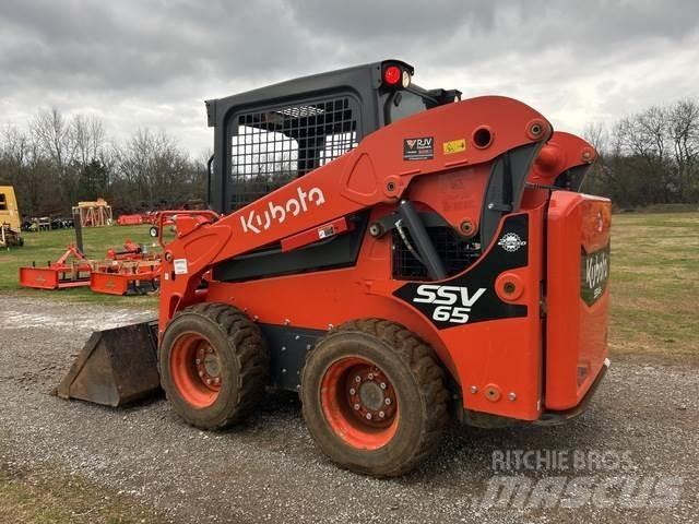 Kubota SSV65 Smykem řízené nakladače