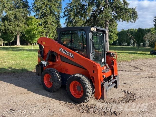 Kubota SSV65 Smykem řízené nakladače
