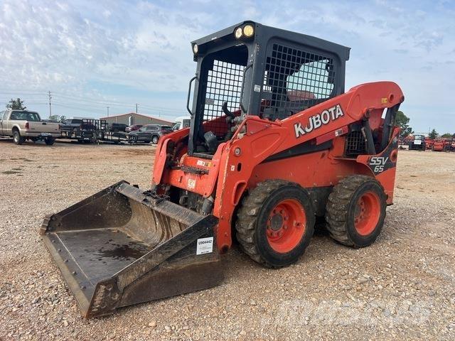 Kubota SSV65P Smykem řízené nakladače