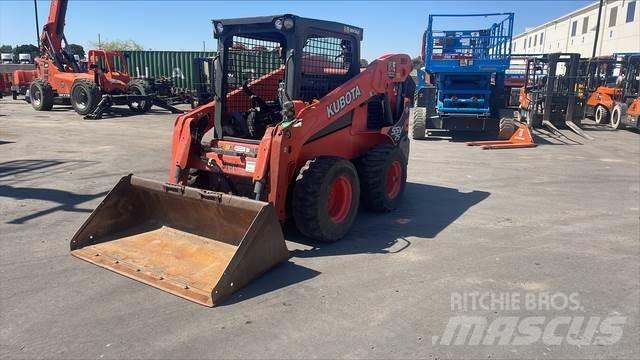 Kubota SSV75 Smykem řízené nakladače