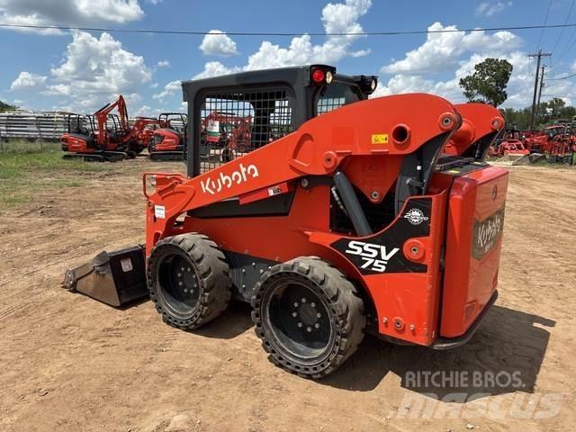 Kubota SSV75 Smykem řízené nakladače