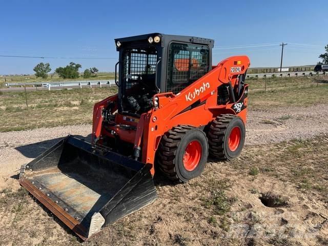 Kubota SSV75 Smykem řízené nakladače