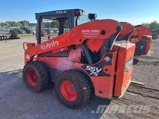 Kubota SSV75 Smykem řízené nakladače