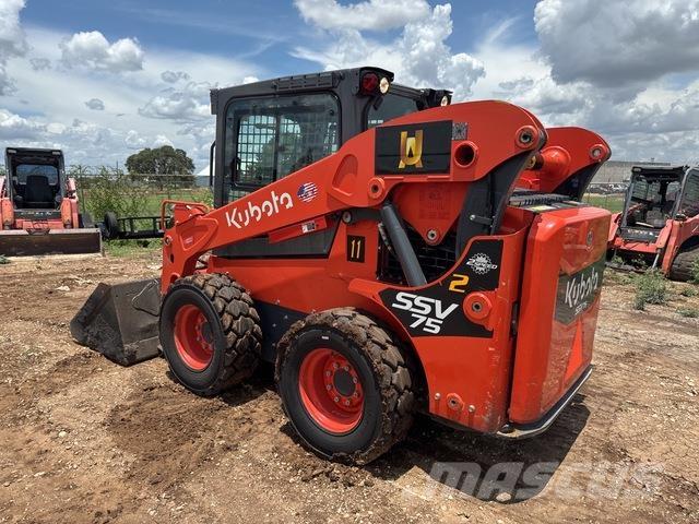 Kubota SSV75HC Smykem řízené nakladače
