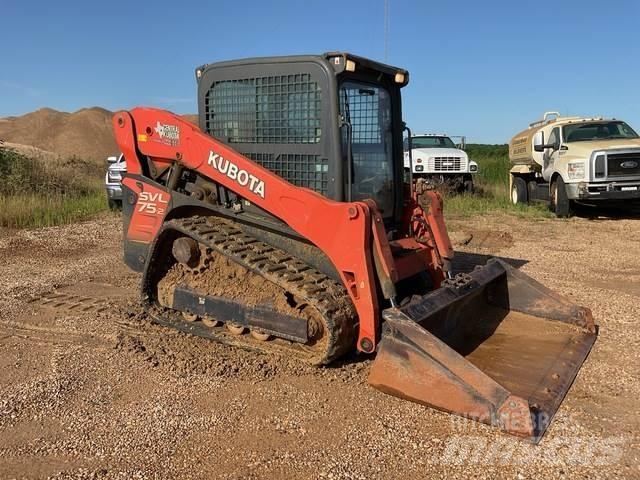 Kubota SVL75-2 Smykem řízené nakladače