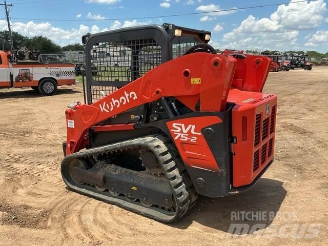 Kubota SVL75-2 Smykem řízené nakladače