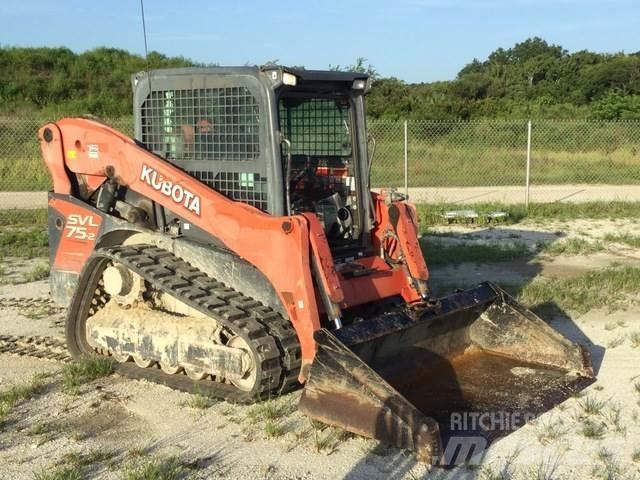 Kubota SVL75-2 Smykem řízené nakladače