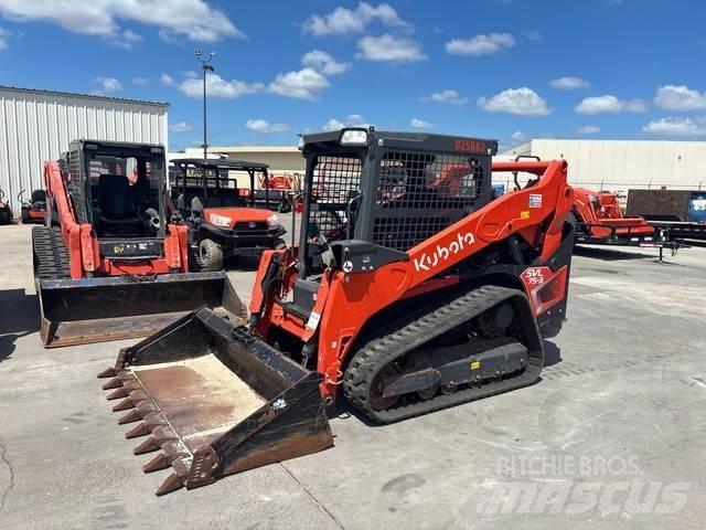 Kubota SVL75-3 Smykem řízené nakladače