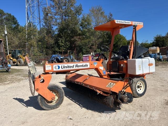 Lay-Mor SM 300 Vnitřní zametací stroje