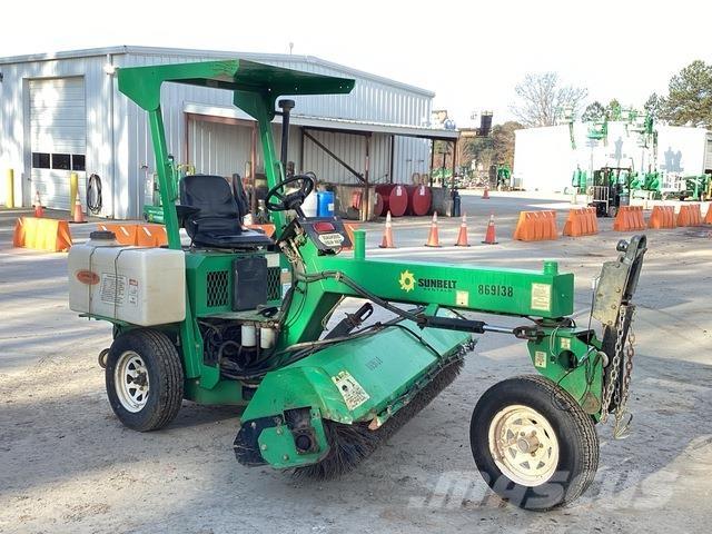 Lay-Mor SM300 Vnitřní zametací stroje