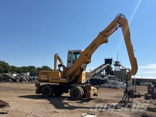 Liebherr A902 Stroje pro manipulaci s odpadem