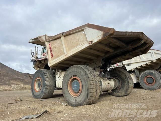 Liebherr T282B Kloubové dempry
