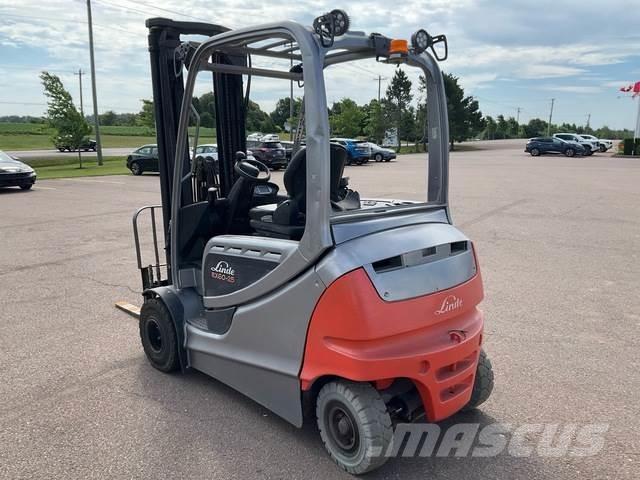 Linde RX60 Akumulátorové vozíky