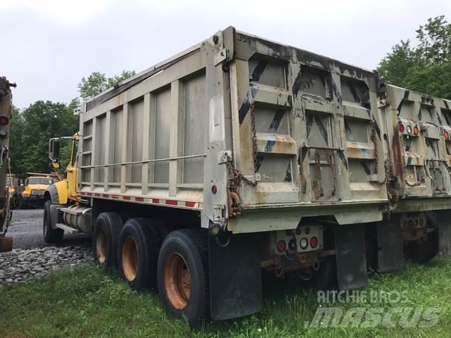 Mack 700 Sněžné pluhy, přední sněhové radlice