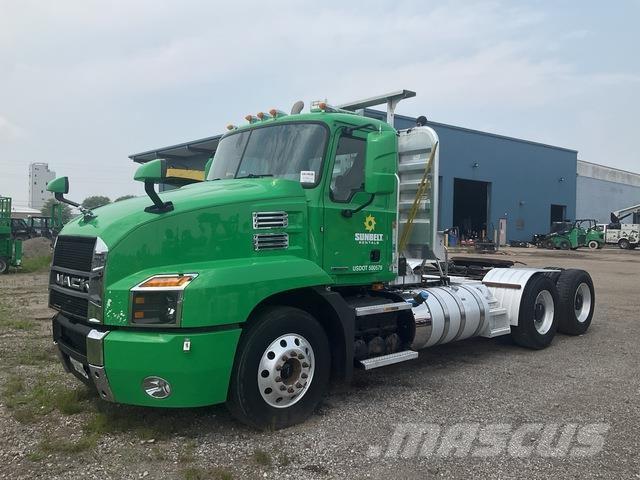 Mack AN64T Tahače