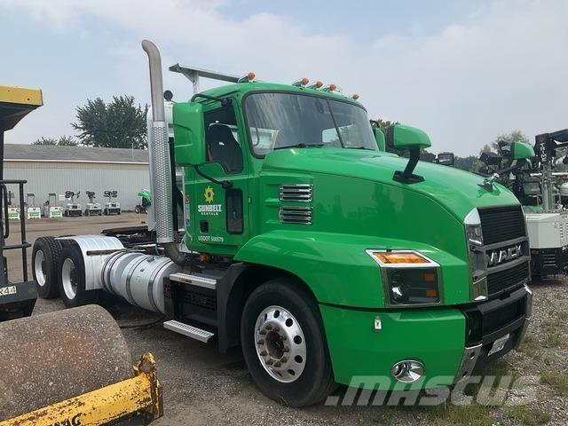 Mack AN64T Tahače