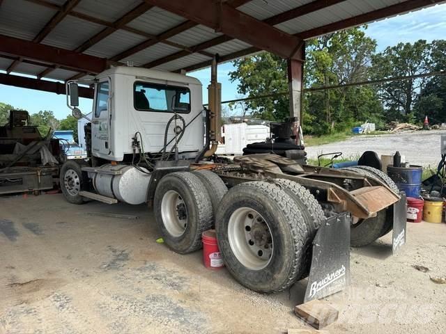 Mack CH613 Tahače