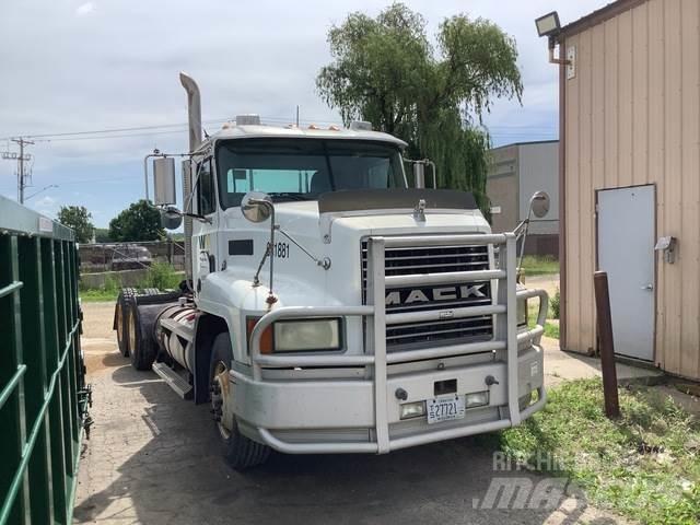 Mack CH613 Tahače