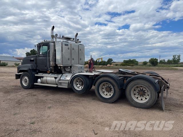 Mack CH613 Tahače