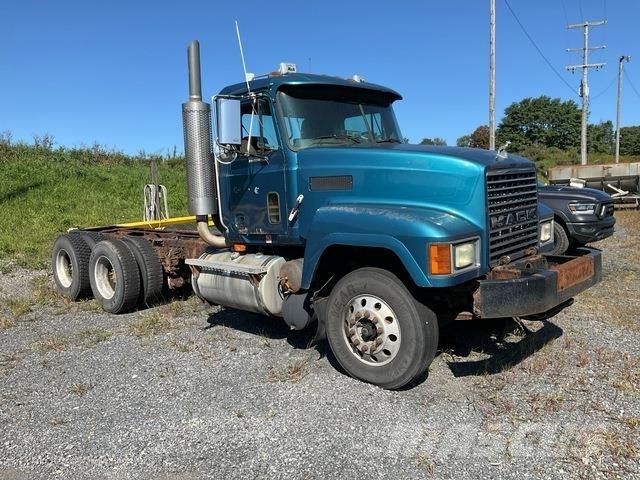 Mack CH613 Kabiny a interiér