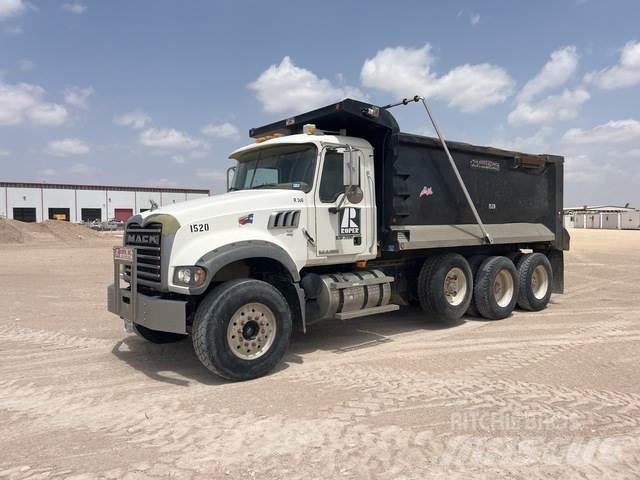 Mack CTP713 Sklápěče