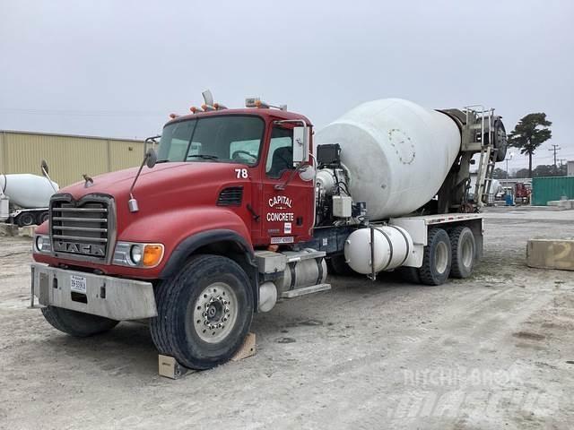 Mack CV513 Další