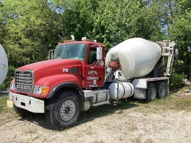 Mack CV513 Další