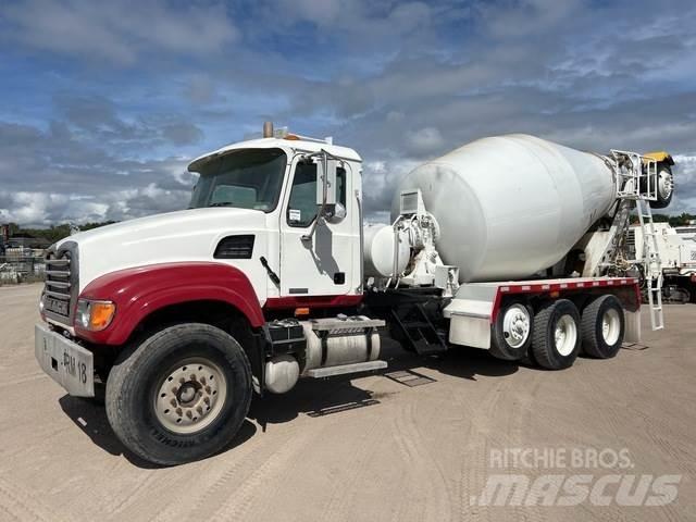 Mack CV513 Další