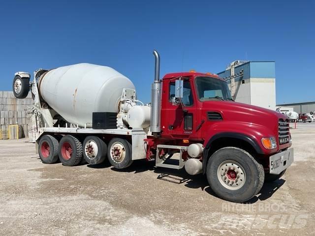 Mack CV513 Další