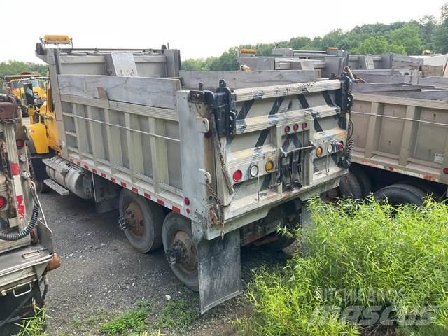 Mack CV700 Sněžné pluhy, přední sněhové radlice