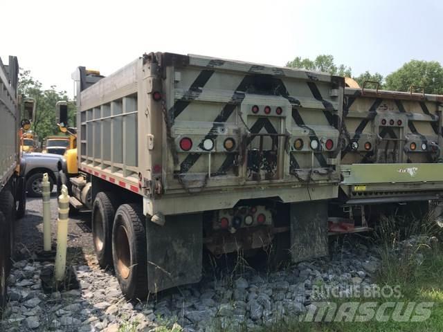 Mack CV700 Sněžné pluhy, přední sněhové radlice