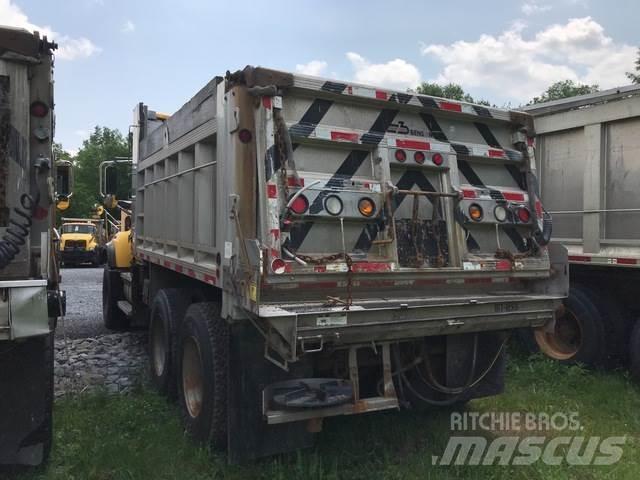 Mack CV700 Sněžné pluhy, přední sněhové radlice