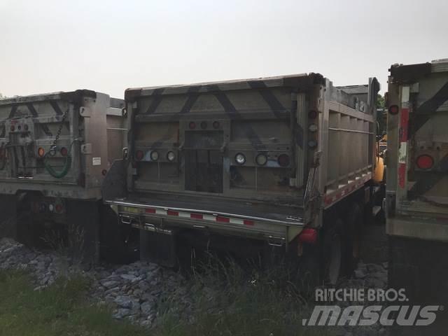 Mack CV700 Sněžné pluhy, přední sněhové radlice