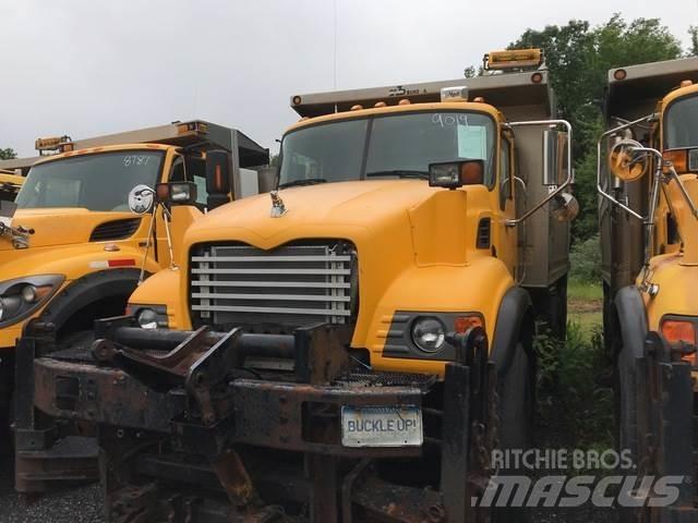 Mack CV700 Sněžné pluhy, přední sněhové radlice