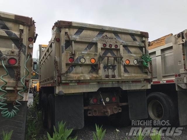 Mack CV700 Sněžné pluhy, přední sněhové radlice